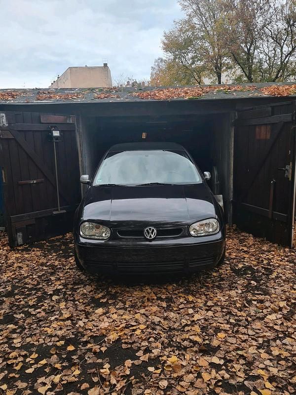 Gebraucht VW Golf IV 101 PS (74 kW) 2000 Schwarz Kleinwagen