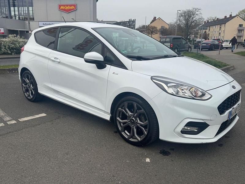 Gebraucht Ford Fiesta ST-Line 101 PS (74 kW) 2018 Weiß Kleinwagen