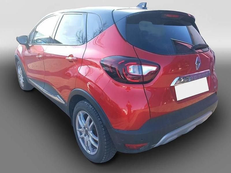 Gebraucht Renault Captur Intens 150 PS (110 kW) 2020 Rot SUV
