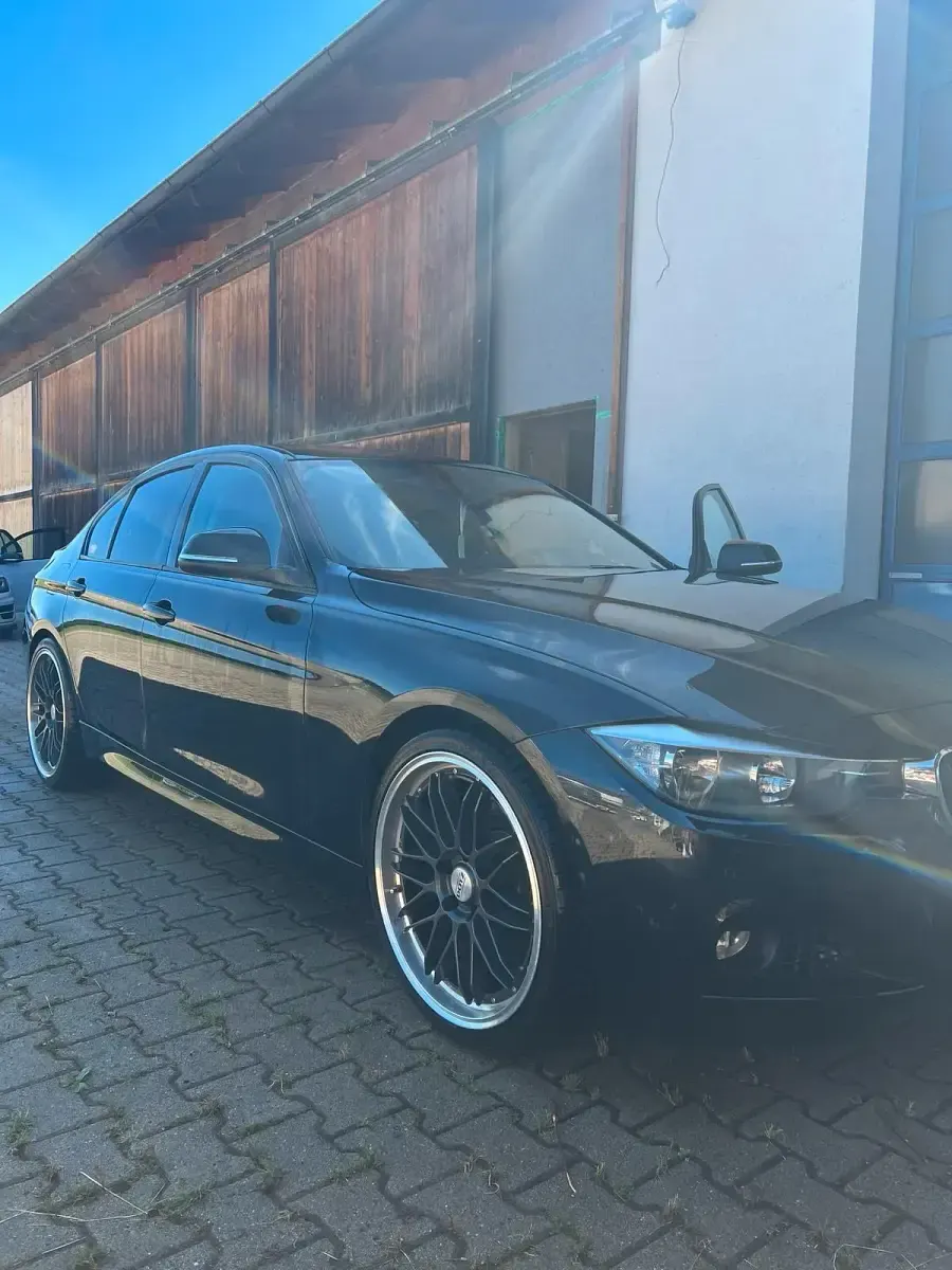 Gebraucht BMW 328 Comfort Edition 245 PS (180 kW) 2012 Schwarz Limousine