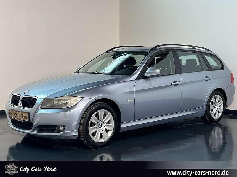 Blau Gebraucht 2008 BMW 320 Comfort Edition Kombi | 3.999 € (Guter Preis) - Bild 1/3