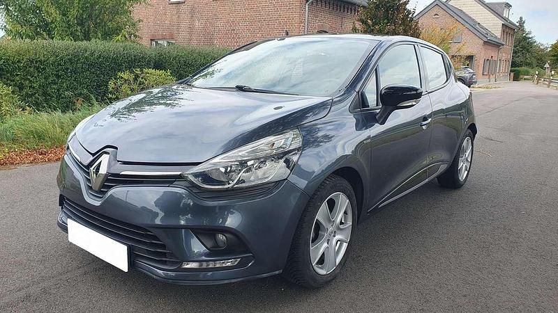Grau Gebraucht 2018 Renault Clio IV LIMITED Kleinwagen | 7.400 € (Guter Preis) - Bild 1/4