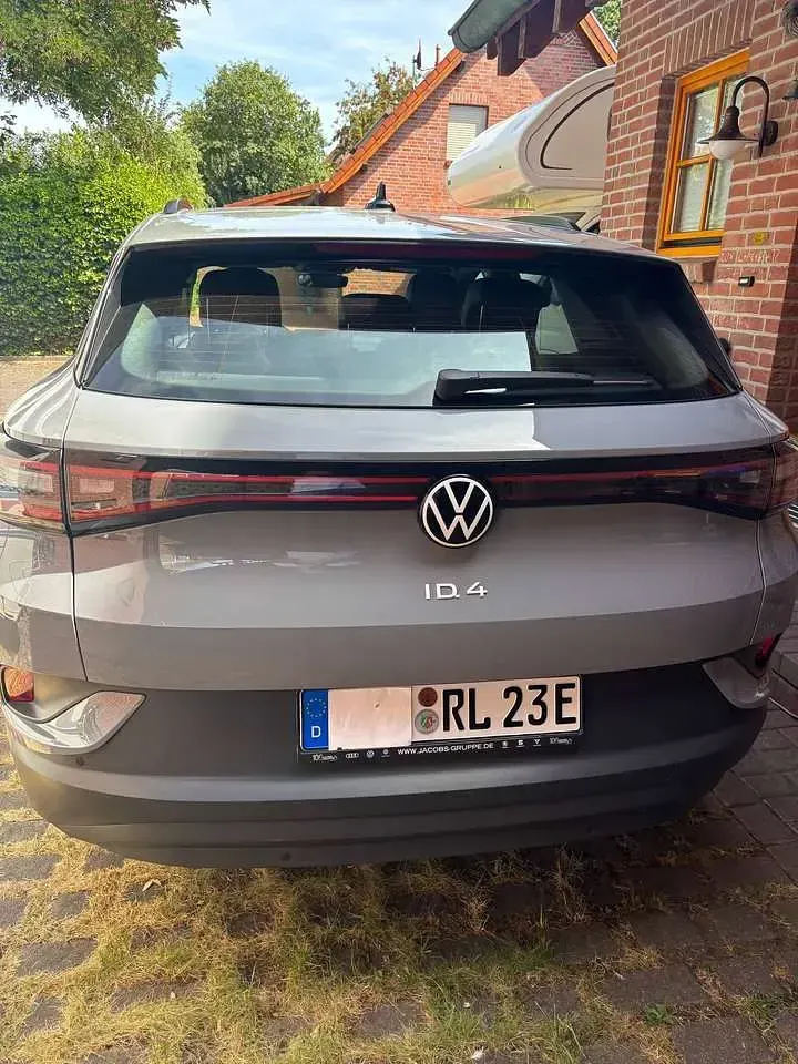 Gebraucht VW ID.4 Pro 150 kW (204 PS) 2023 Grau SUV