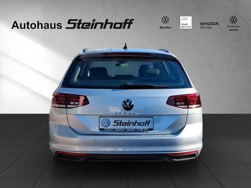 Gebraucht VW Passat 110 PS (80 kW) 2022 Andere Kombi