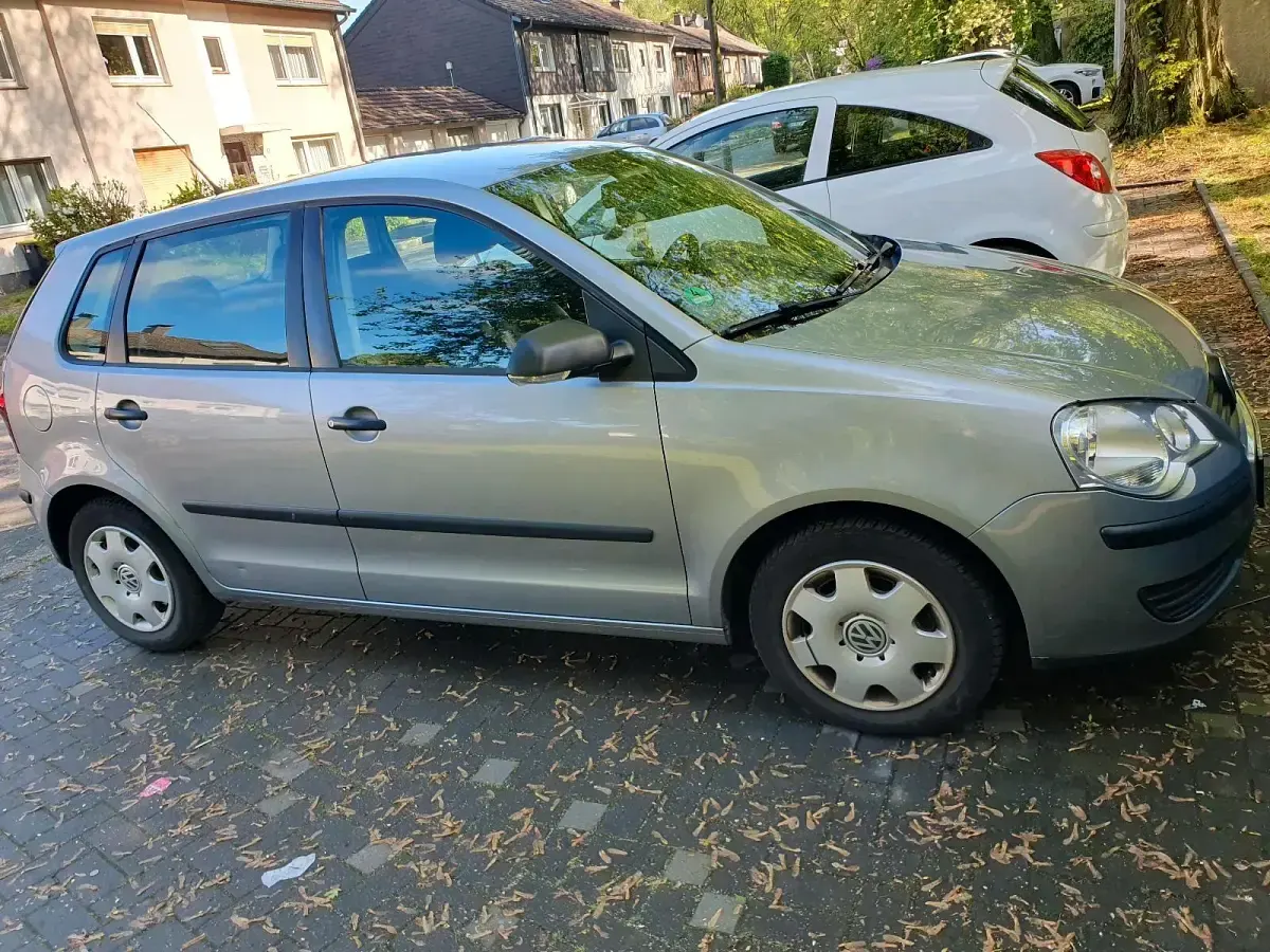 Second-hand VW Polo 75 CP (55 kW) 2007 Gri Hatchback