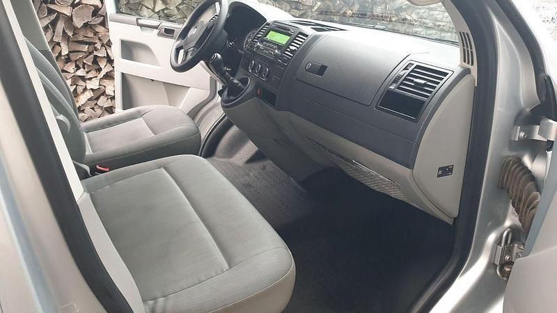 Gebraucht VW T6 140 PS (102 kW) 2015 Silber Van