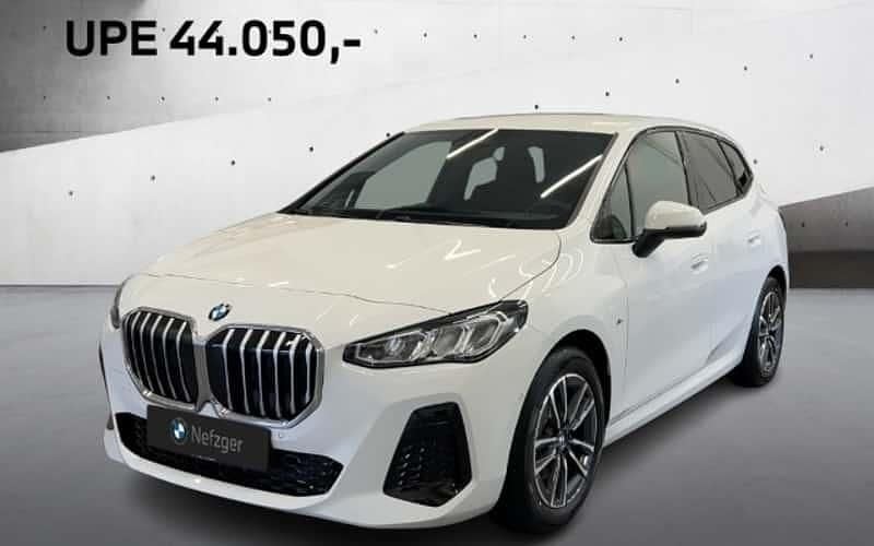 Weiss Neu 2025 BMW 218 Comfort Edition Kombi | 36.482 € (Fairer Preis) - Bild 1/4