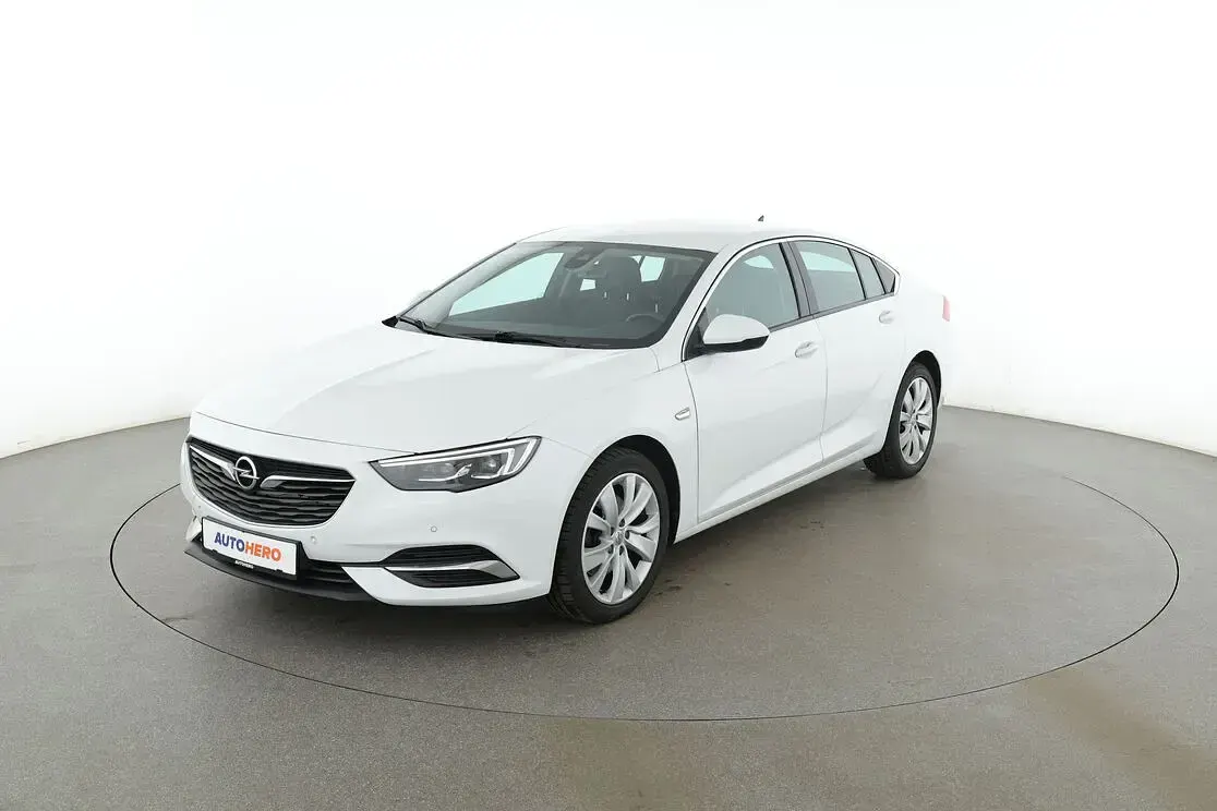 Używany Opel Insignia Innovation 170 KM (125 kW) 2020 Sedan/Limuzyna