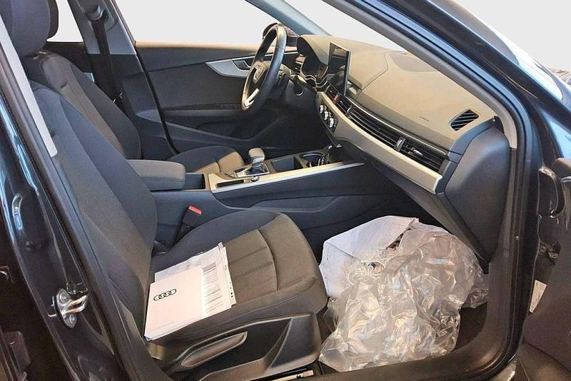 Gebraucht Audi A4 Advanced Plus 150 PS (110 kW) 2022 Manhattangrau metallic Limousine