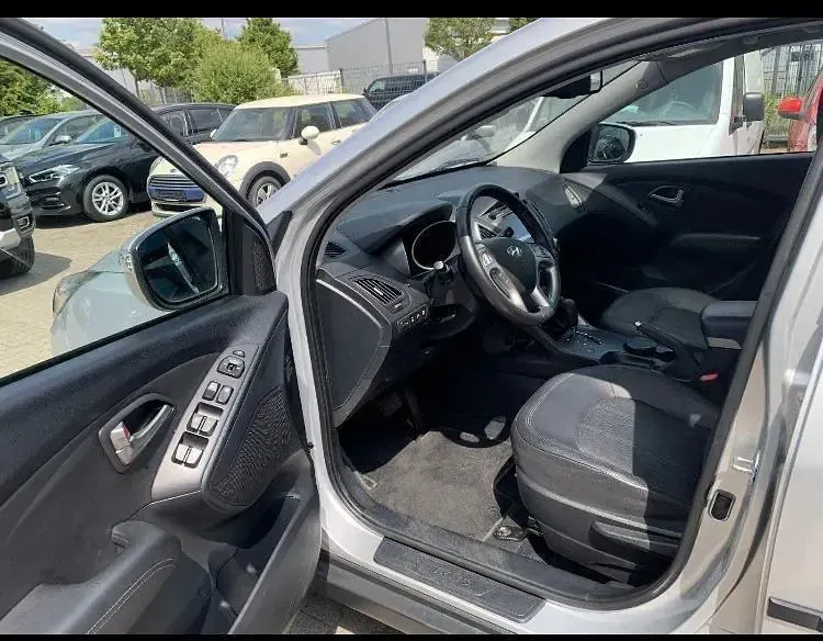 Gebraucht Hyundai ix35 184 PS (135 kW) 2012 Silber SUV