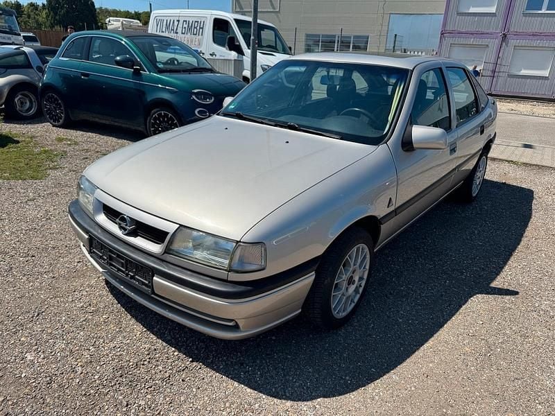 Gebraucht Opel Vectra 75 PS (55 kW) 1993 Gold Limousine