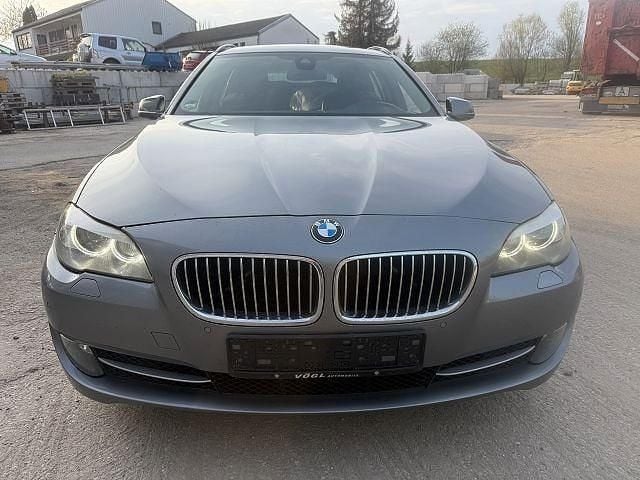 Używany BMW 530 258 KM (189 kW) 2012 Szary Kombi
