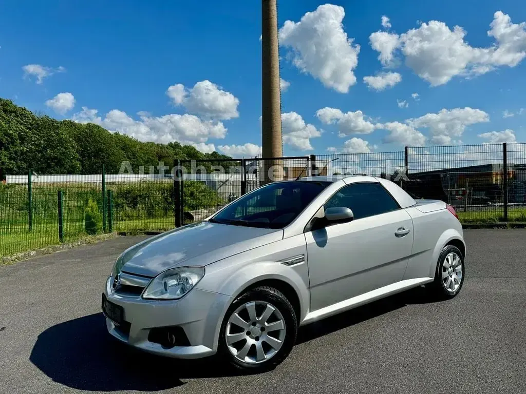 Gebraucht Opel Tigra Enjoy 90 PS (66 kW) 2005 Silber Cabrio