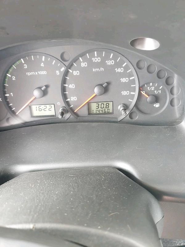 Gebraucht Ford Transit 137 PS (100 kW) 2006 Rot Van