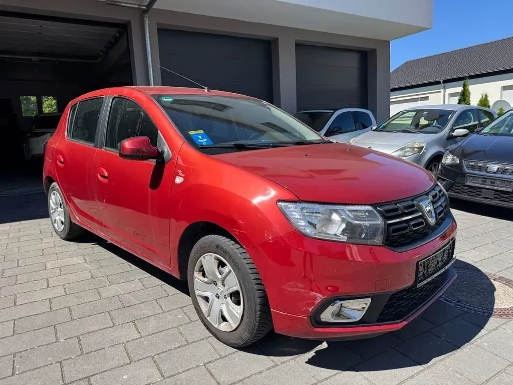 Gebraucht Dacia Sandero Lauréate 90 PS (66 kW) 2017 Rot Limousine