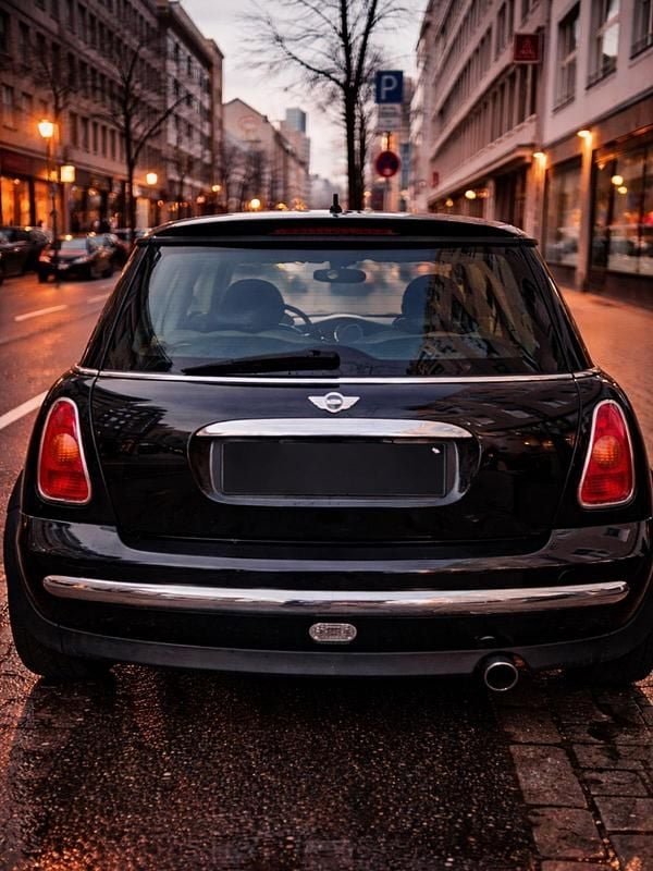 Gebraucht Mini Cooper 115 PS (84 kW) 2003 Schwarz Kleinwagen