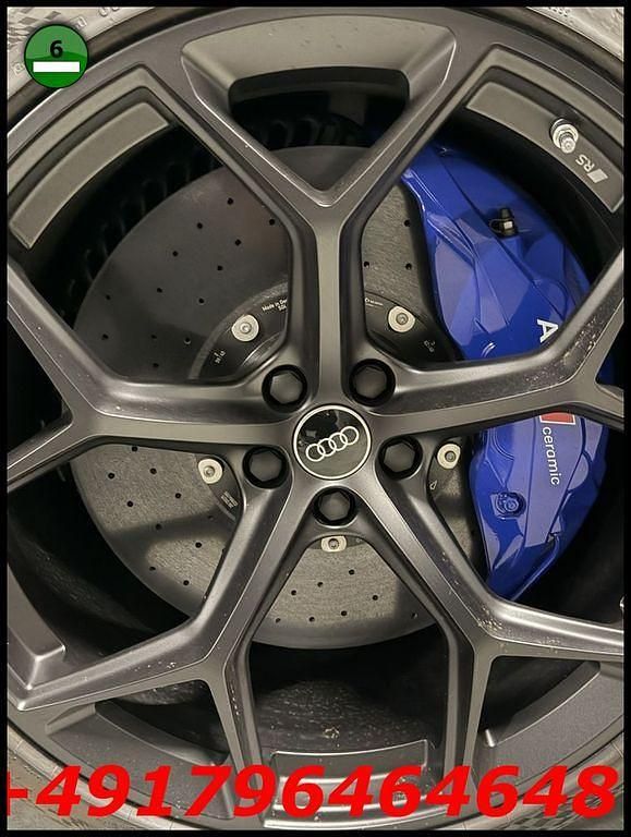 Grau Neu 2025 Audi RS6 Performance Limousine | 142.799 € (Guter Preis) - Bild 1/4