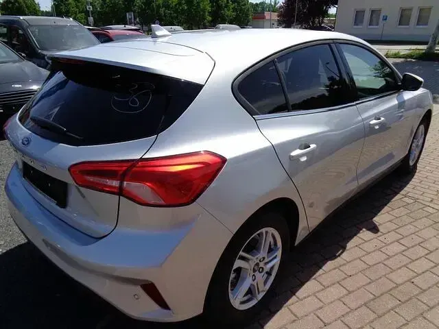 Second-hand Ford Focus 125 CP (91 kW) 2022 Argintiu