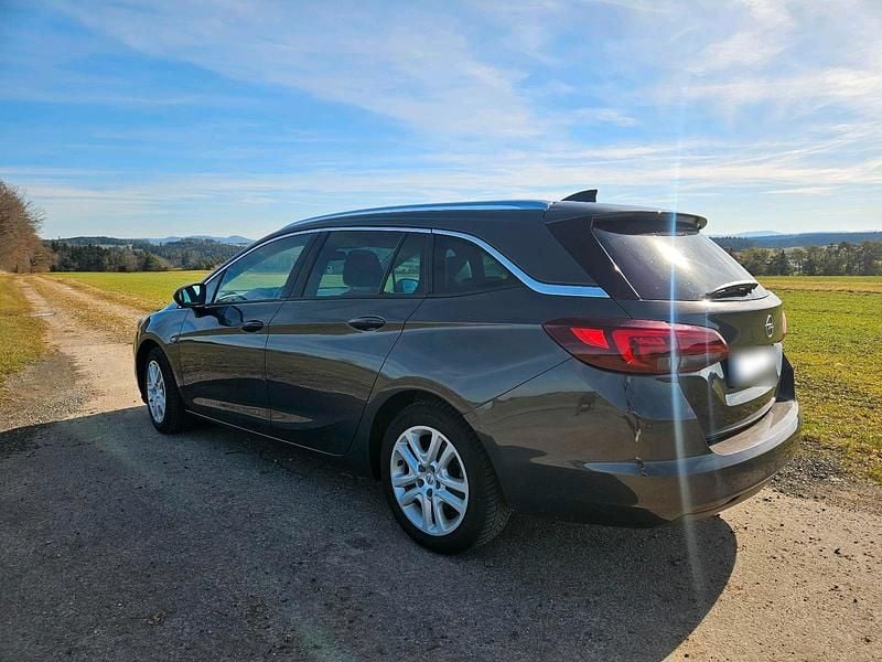 Gebraucht Opel Astra 2016 Grau Kombi