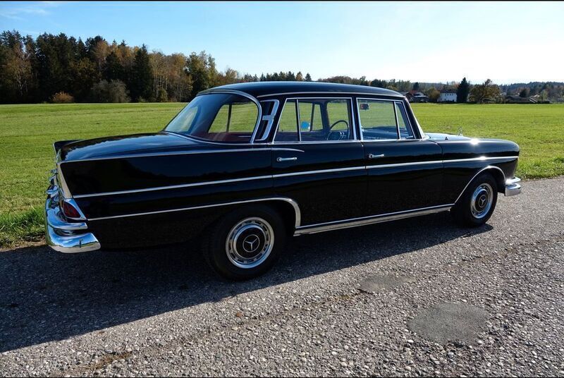 Schwarz Gebraucht 1962 Mercedes W112 SE Limousine | 82.000 € - Bild 1/4