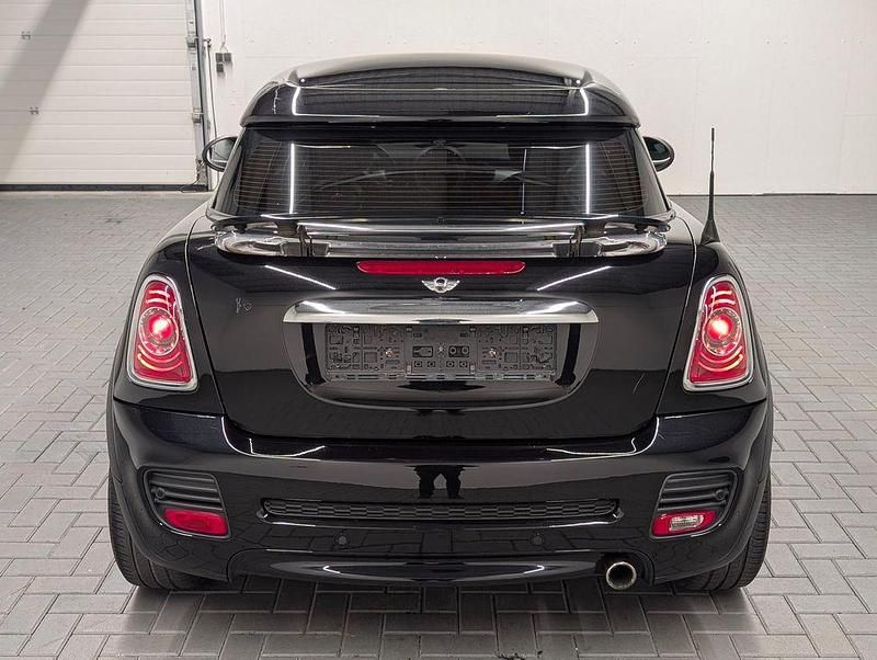 Second-hand Mini Cooper 122 CP (89 kW) 2014 Negru Hatchback