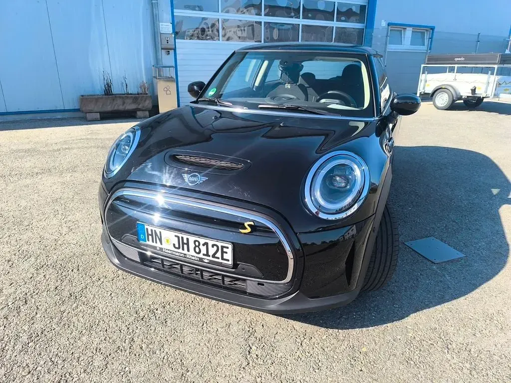 Gebraucht Mini Cooper SE 135 kW (184 PS) 2021 Schwarz Kleinwagen