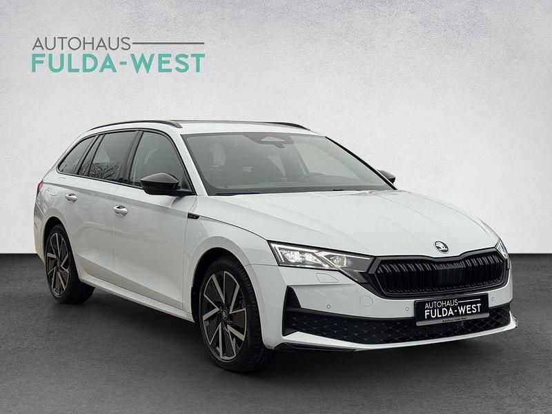 Neu Skoda Octavia SportLine 150 PS (110 kW) 2026 Moonwhite metallic Kombi