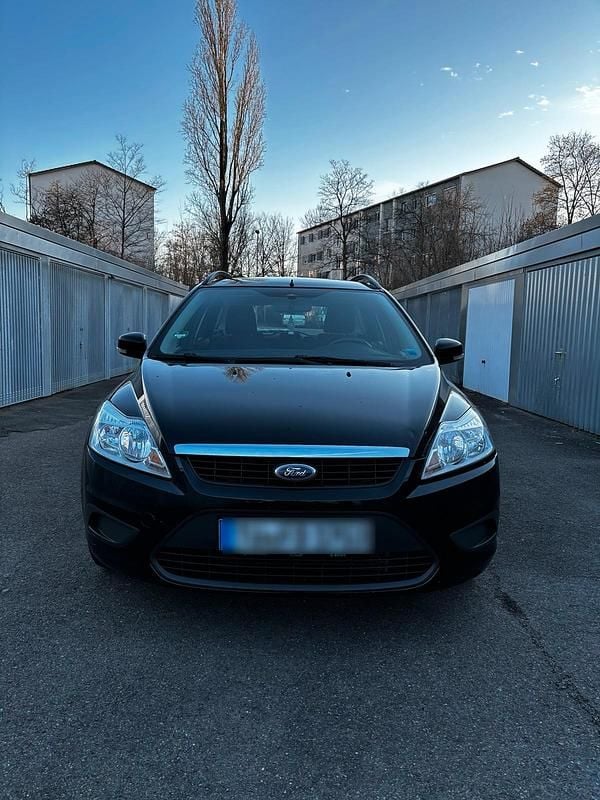 Schwarz Gebraucht 2009 Ford Focus Kombi | 2.800 € - Bild 1/4