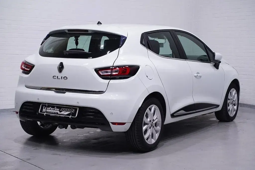 Gebraucht Renault Clio Intens 90 PS (66 kW) 2019 Weiß Limousine