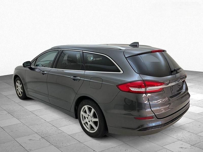 Gebraucht Ford Mondeo 150 PS (110 kW) 2022 Grau Limousine