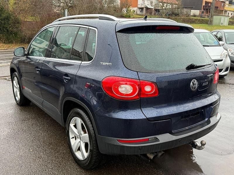 Gebraucht VW Tiguan Team 140 PS (102 kW) 2010 Blau SUV