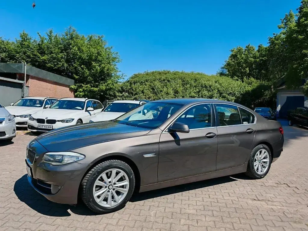 Używany BMW 520 184 KM (135 kW) 2011 Brązowy Sedan/Limuzyna