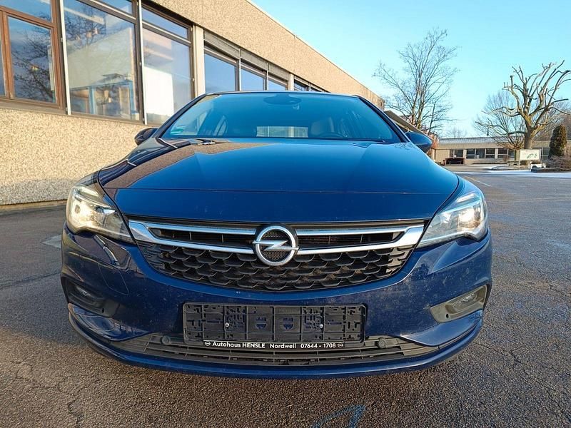 Gebraucht Opel Astra Innovation 105 PS (77 kW) 2016 Blau Limousine