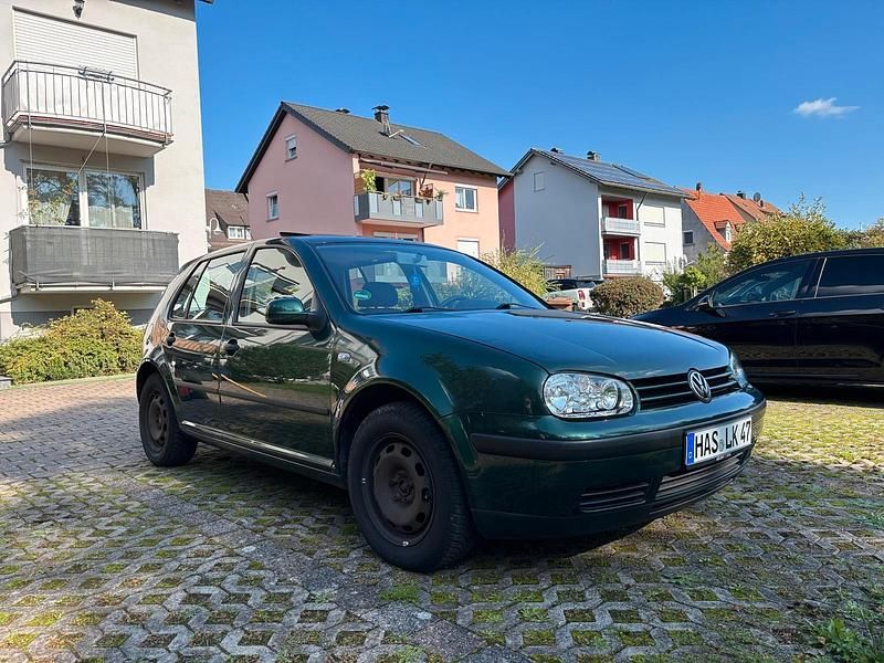 Gebraucht VW Golf IV 75 PS (55 kW) 2001 Grün Kleinwagen
