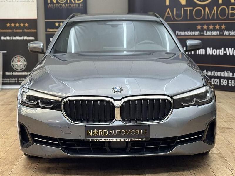 Używany BMW 520 Performance 190 KM (139 kW) 2021 Szary Kombi
