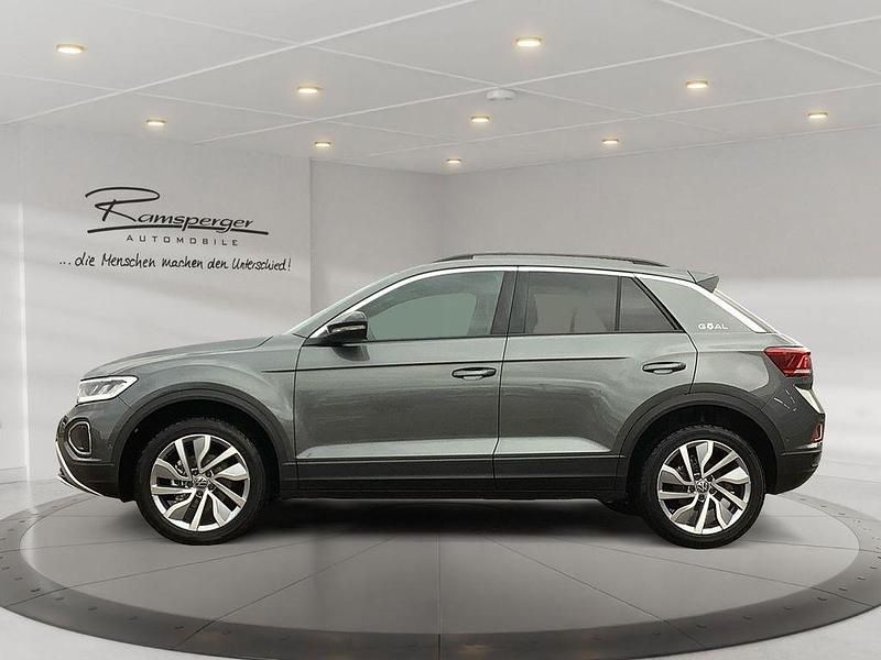 Gebraucht VW T-Roc Goal 150 PS (110 kW) 2024 Grau (indiumgrau metallic) SUV