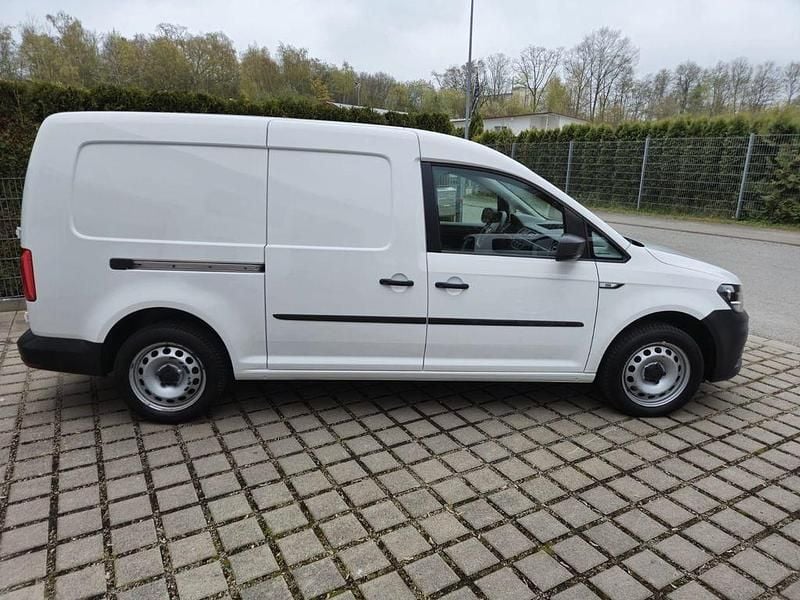 Gebraucht VW Caddy Maxi 131 PS (96 kW) 2020 Weiß Van / Kleinbus