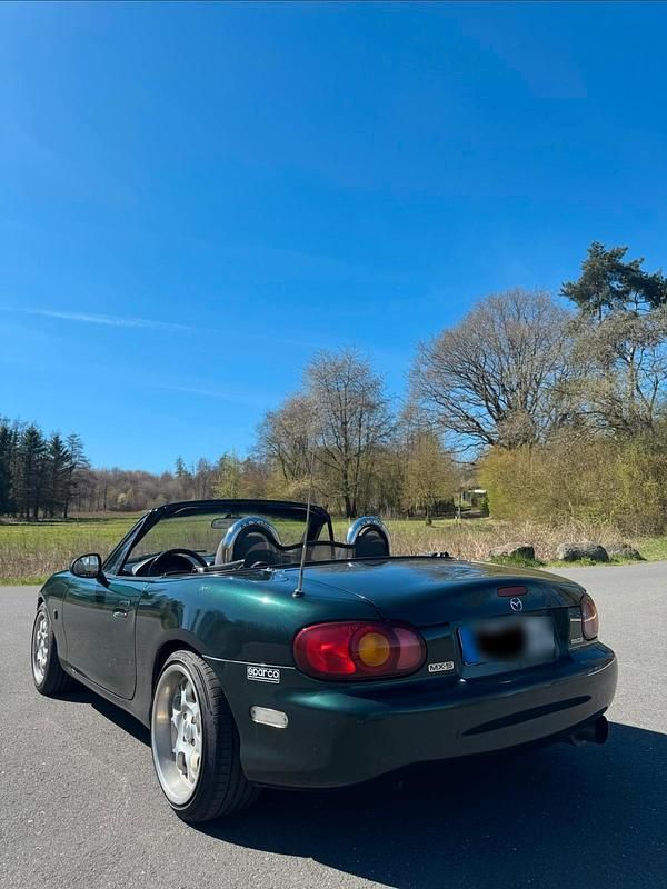 Second-hand Mazda MX5 110 CP (80 kW) 1999 Verde Cabrio