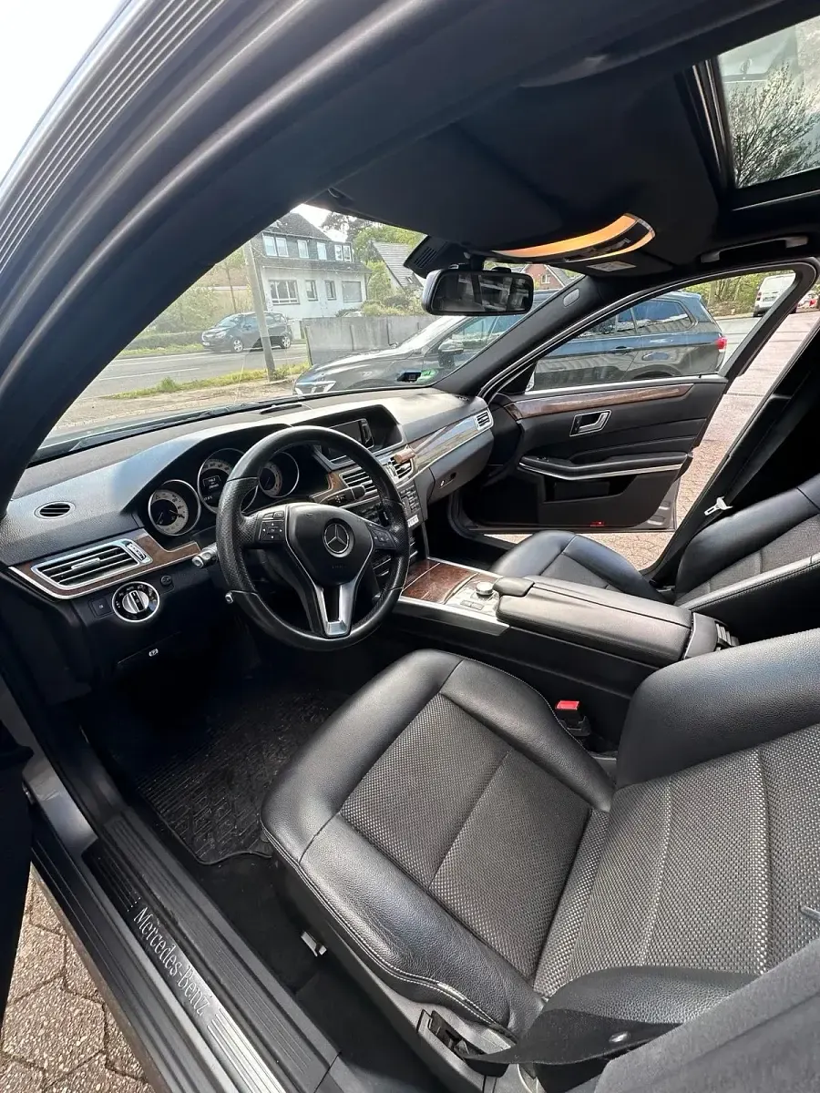 Second-hand Mercedes E220 170 CP (125 kW) 2014 Argintiu Break