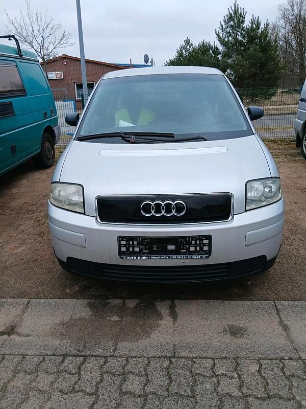 Gebraucht Audi A2 75 PS (55 kW) 2001 Silber Kleinwagen