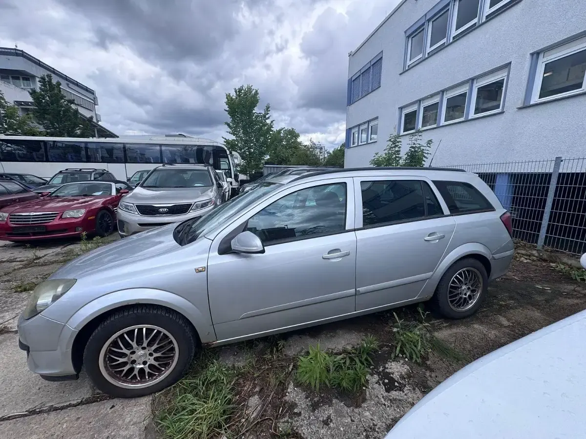 Gebraucht Opel Astra Cosmo 105 PS (77 kW) 2006 Silber Kombi
