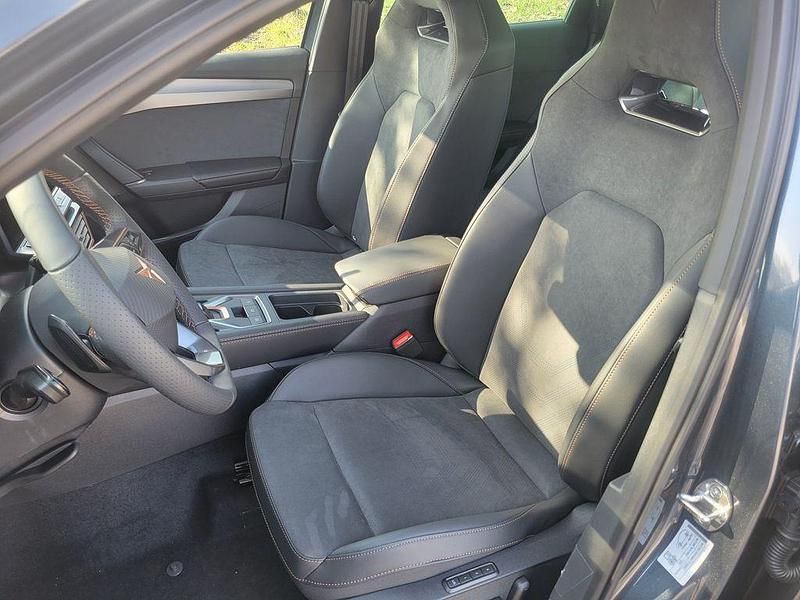 Neu Cupra Leon VZ 333 PS (244 kW) 2026 Limousine