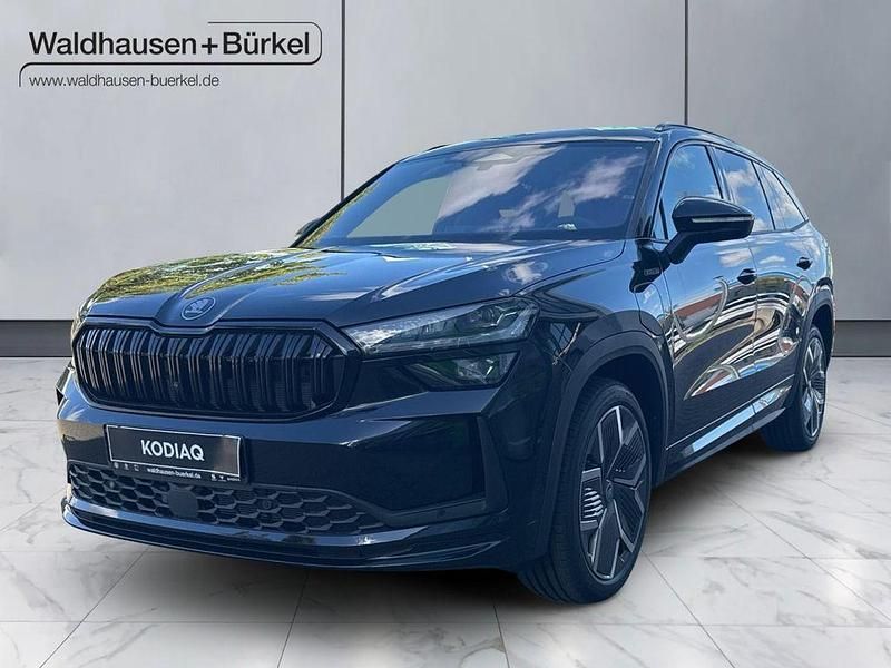 Schwarzmagic perleffekt Neu 2025 Skoda Kodiaq SportLine SUV | 55.990 € - Bild 1/4