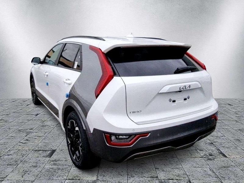 Gebraucht Kia e-Niro Inspiration 150 kW (204 PS) 2024 Snow white pearl SUV