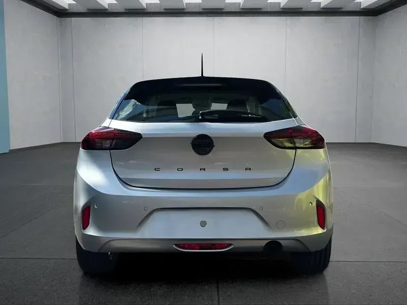 Neu Opel Corsa 101 PS (74 kW) 2025 Silber Kleinwagen