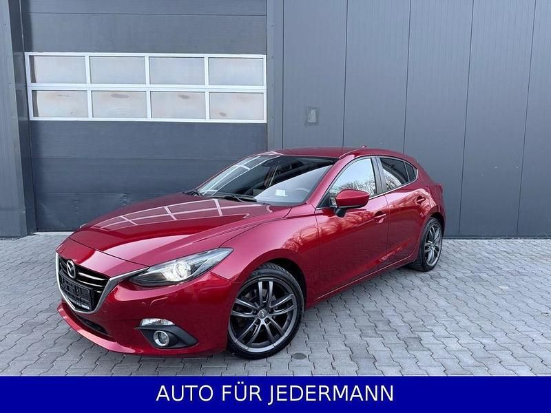 Gebraucht Mazda 3 Sports-Line 150 PS (110 kW) 2016 Soul red Limousine