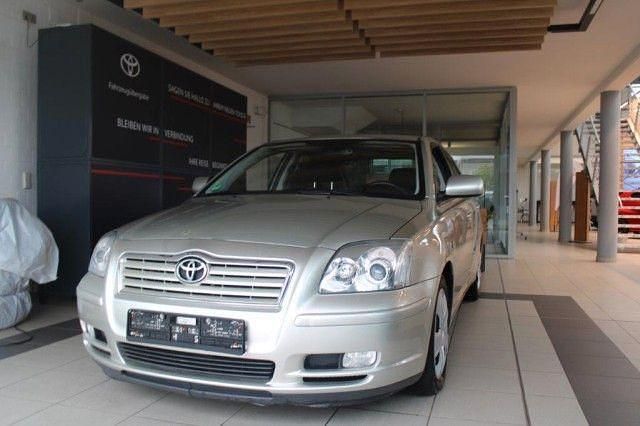 Silber Gebraucht 2004 Toyota Avensis Sol Kleinwagen | 2.999 € (Fairer Preis) - Bild 1/4