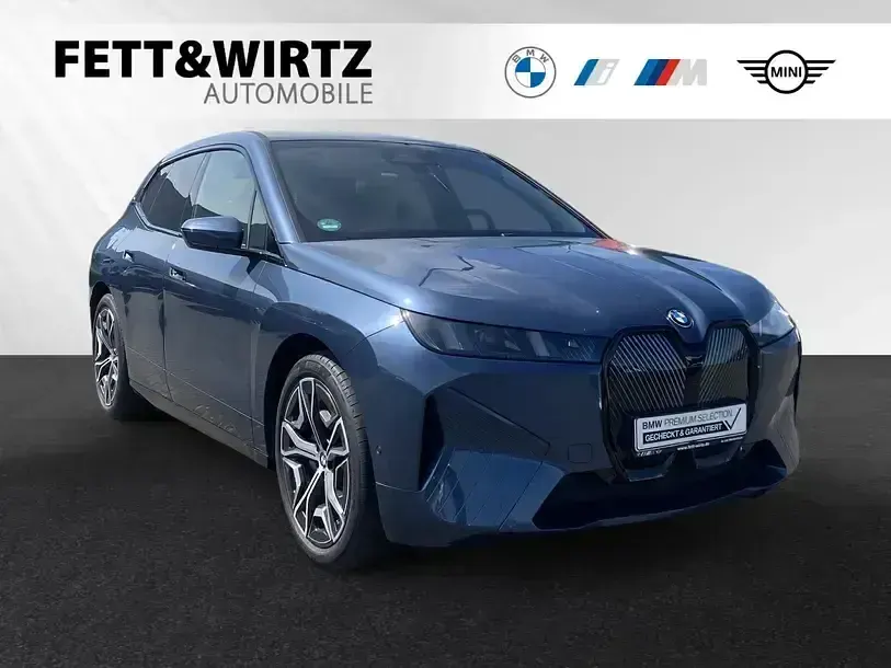 Gebraucht BMW iX Lifestyle 300 kW (408 PS) 2025 Arctic race blue metallic SUV