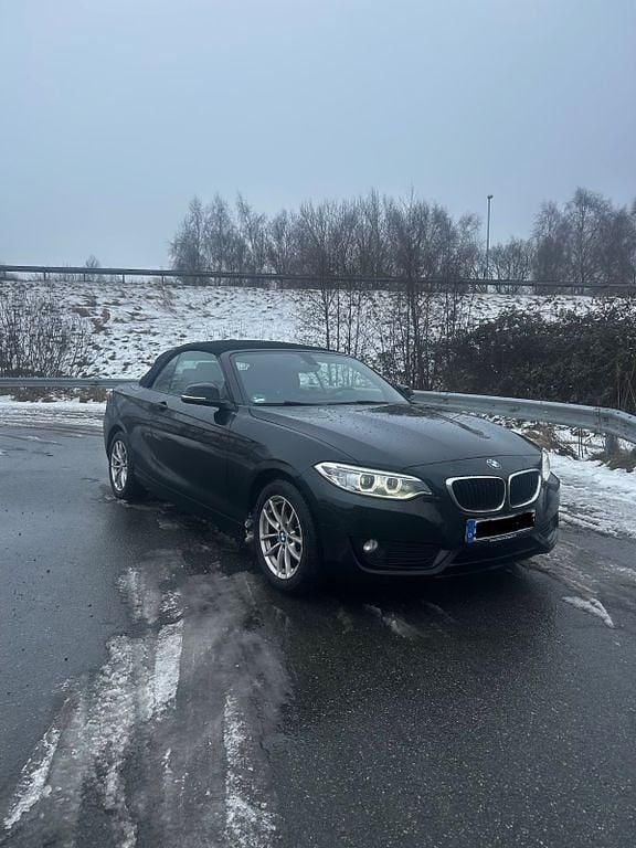 Gebraucht BMW 218 Advantage 136 PS (100 kW) 2016 Schwarz Cabrio
