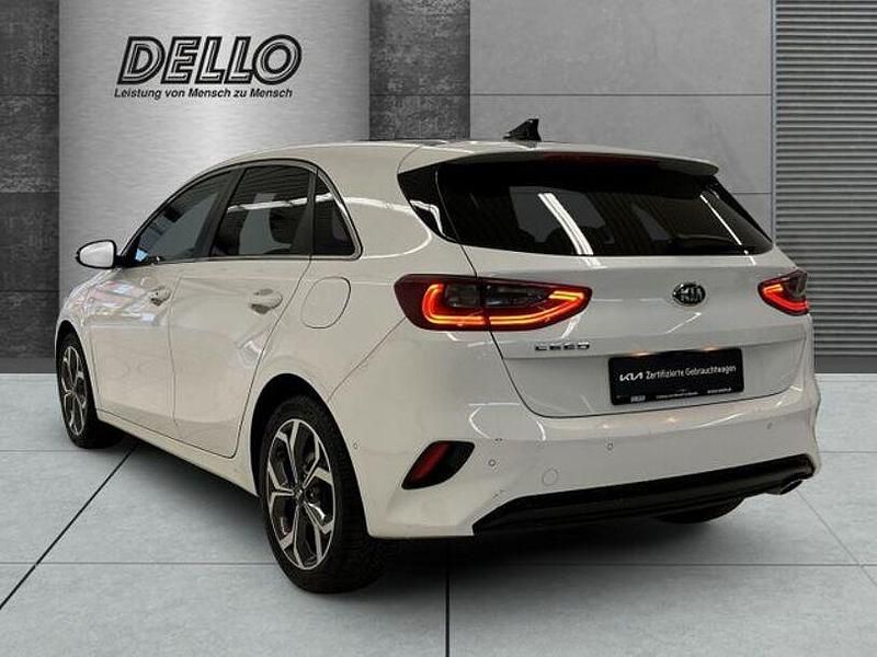 Gebraucht Kia Ceed Platinum Edition 140 PS (102 kW) 2019 Weiß Kleinwagen